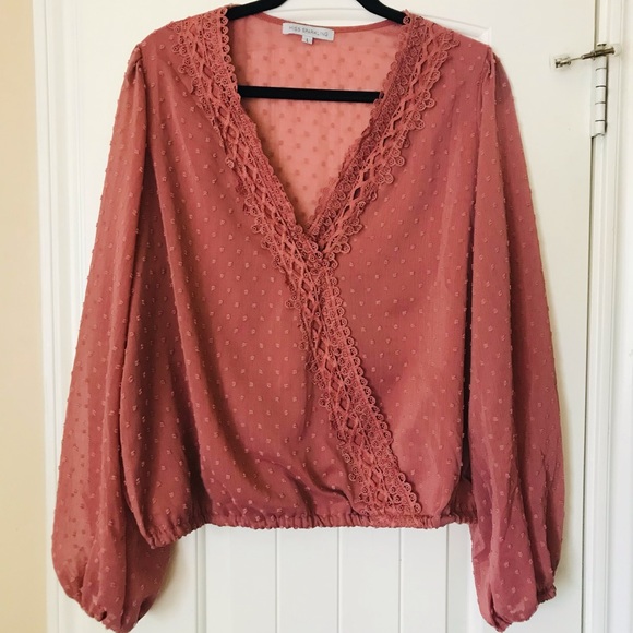 Pink Ivy Swiss Dot Top🎀 - Picture 5 of 5